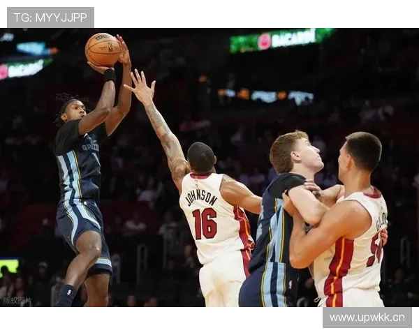 威尔斯狂砍30分引爆全场胜利